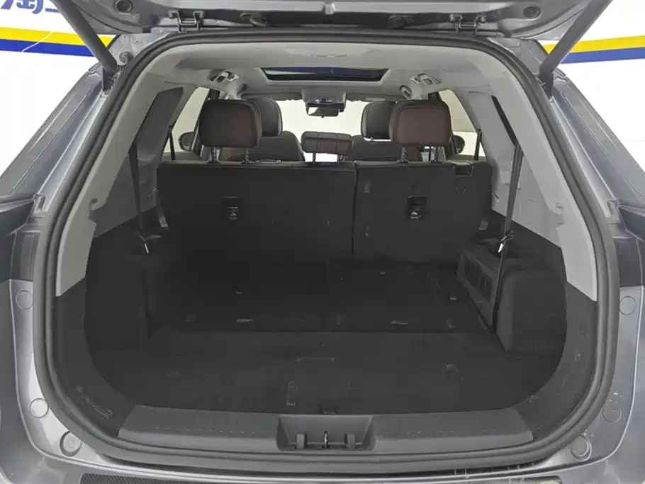 Tiggo 8 PRO Champion 390 T 2 WD Proud View 7-seat
