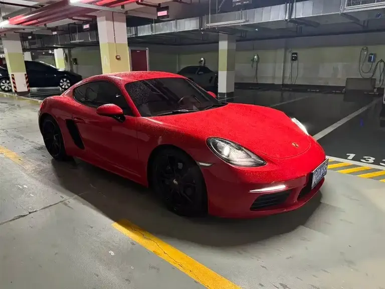 Porsche 718 Cayman 2.0 T