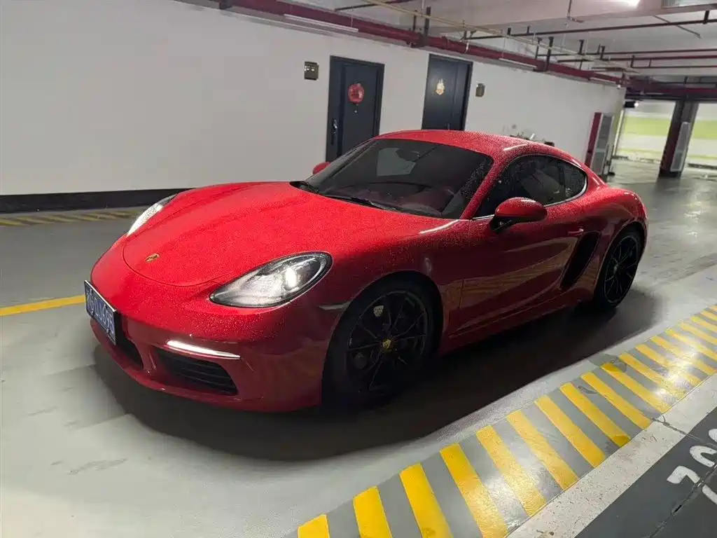 Porsche 718 Cayman 2.0 T
