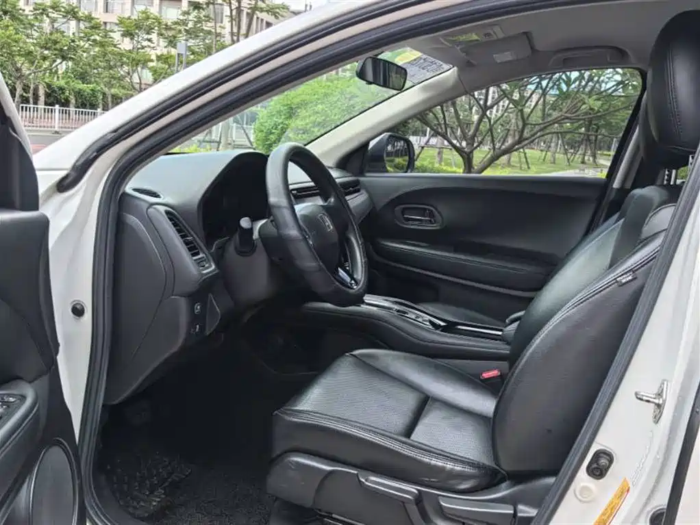 Vezel 1.5 L CVT 2 WD Comfort