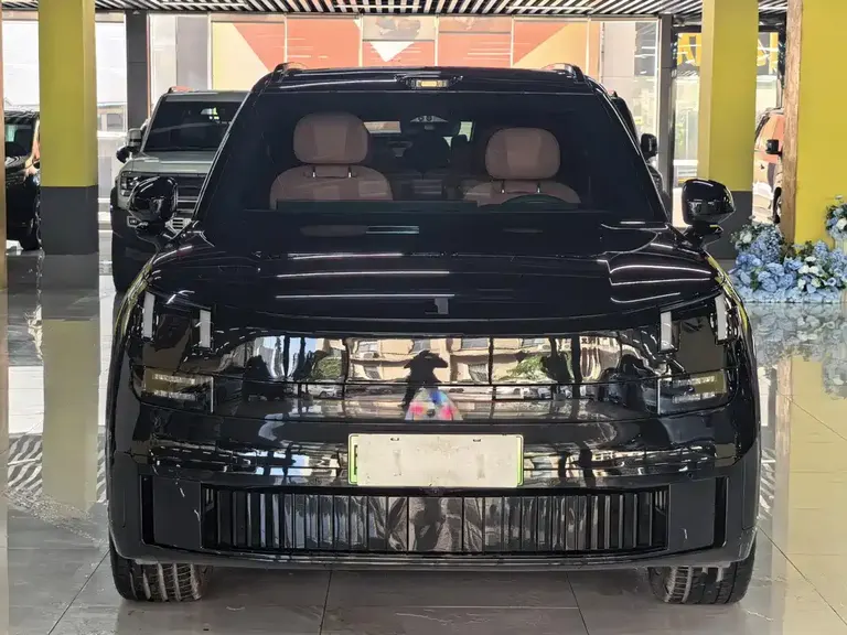 Lynk & Co 900 领克900 2025款 2.0 T Ultra 6座