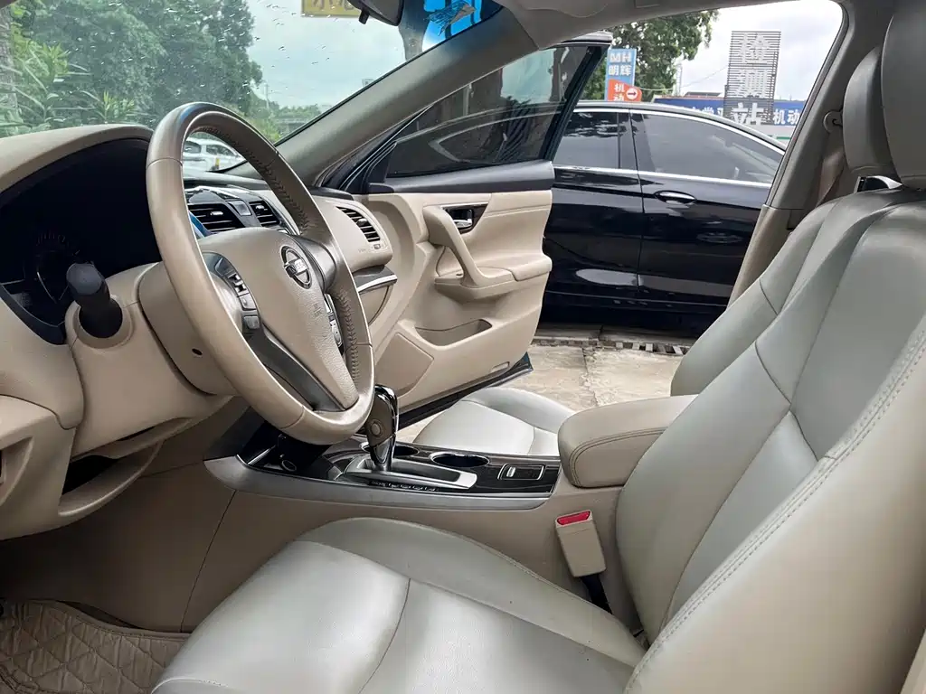 Teana 2.0 L XE Fashion