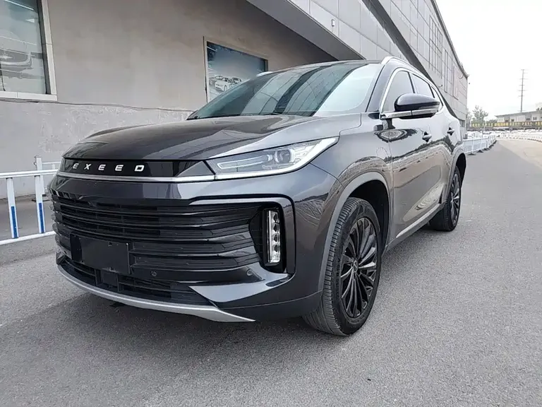 Exeed Lingyun 星途凌云 2023款 300 T 两驱星耀版