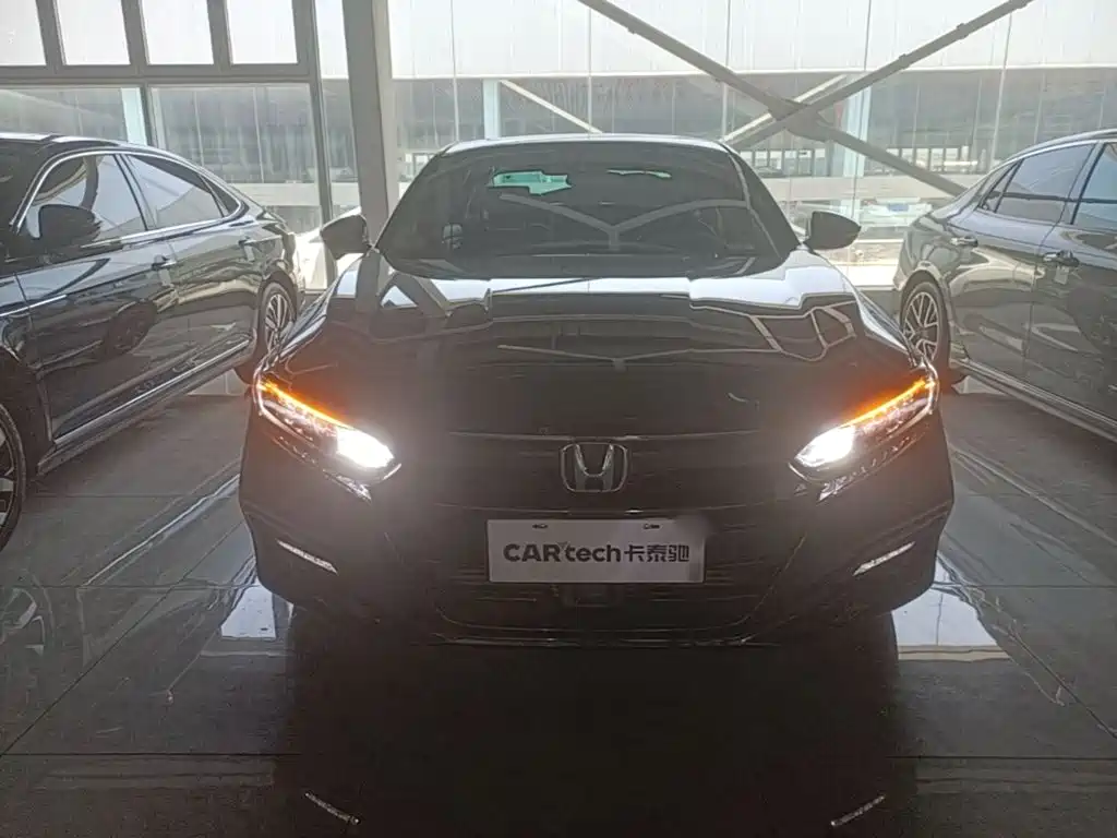 Accord 260 TURBO Luxury · Starry Sky Limited
