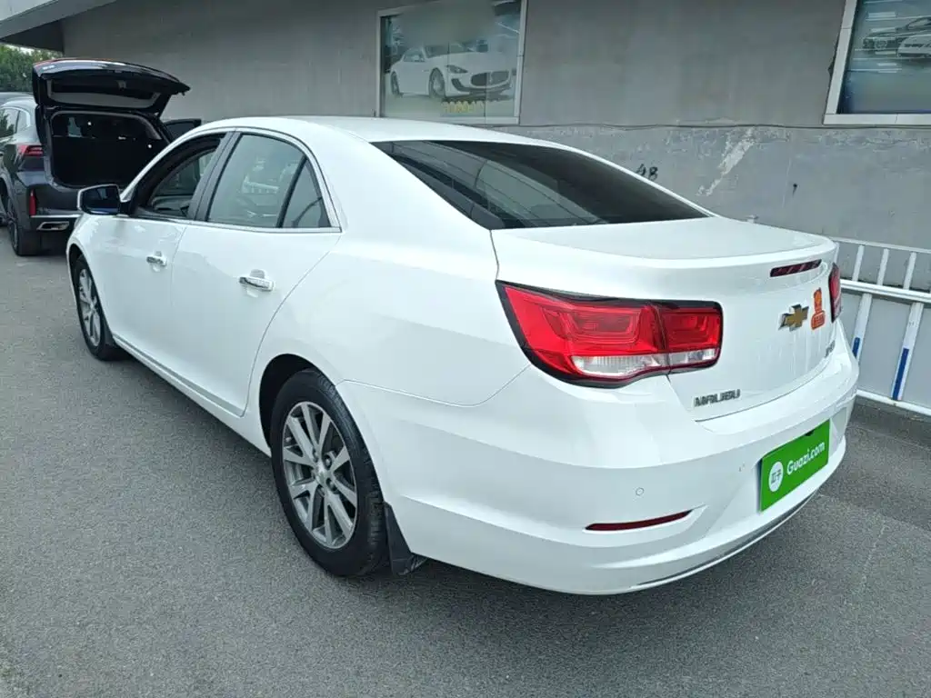 Malibu 2.0 L Auto Luxury