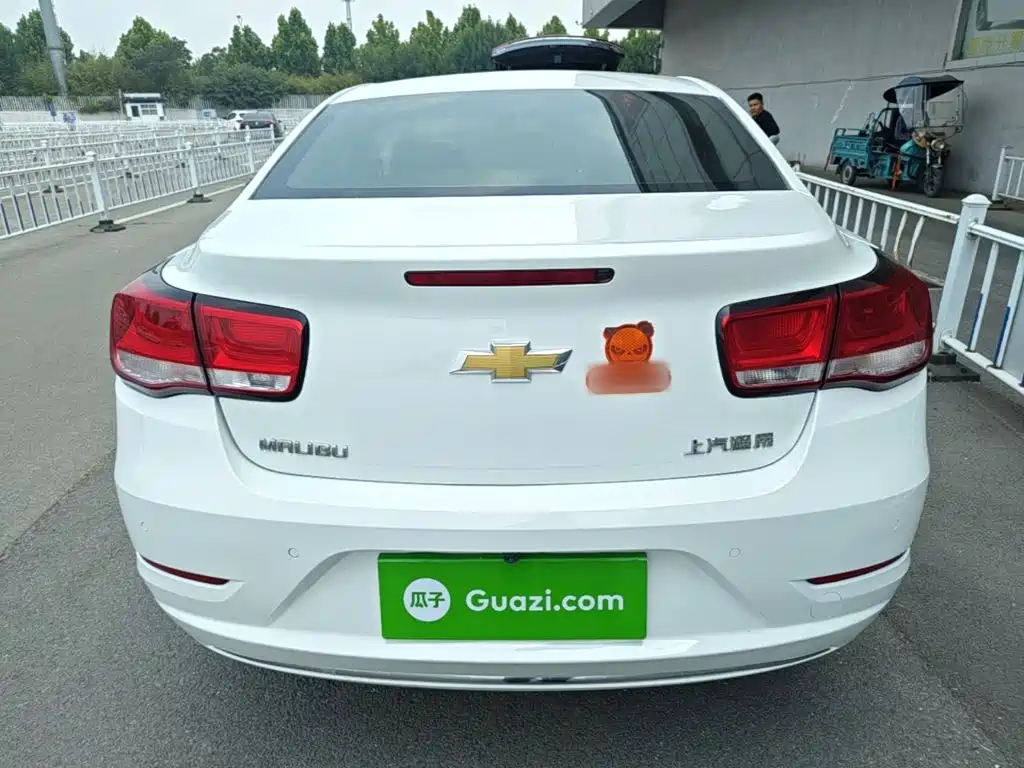 Malibu 2.0 L Auto Luxury