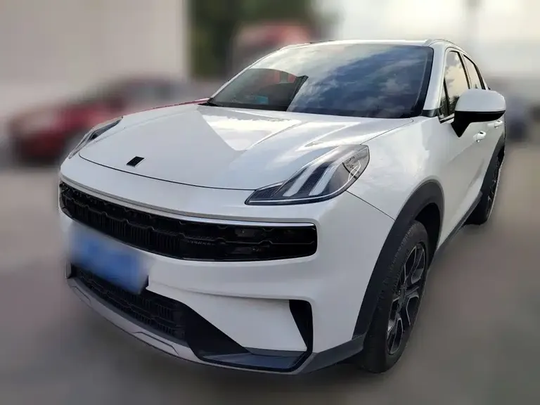Lynk & Co 06 1.5 T Plus