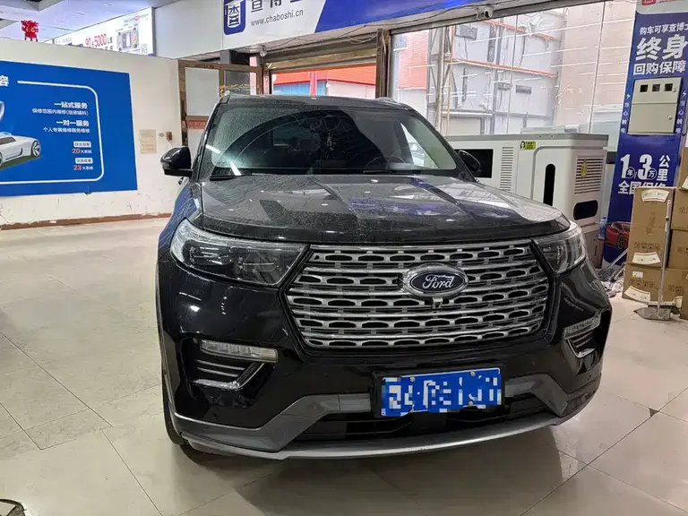 Ford Explorer EcoBoost 285 4 WD Titanium 6-seat