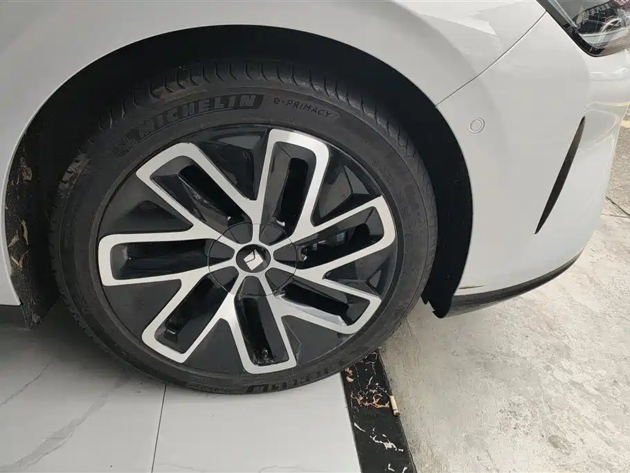 Baojun Xiangjing 宝骏享境 2025款 插混 140 km专车版