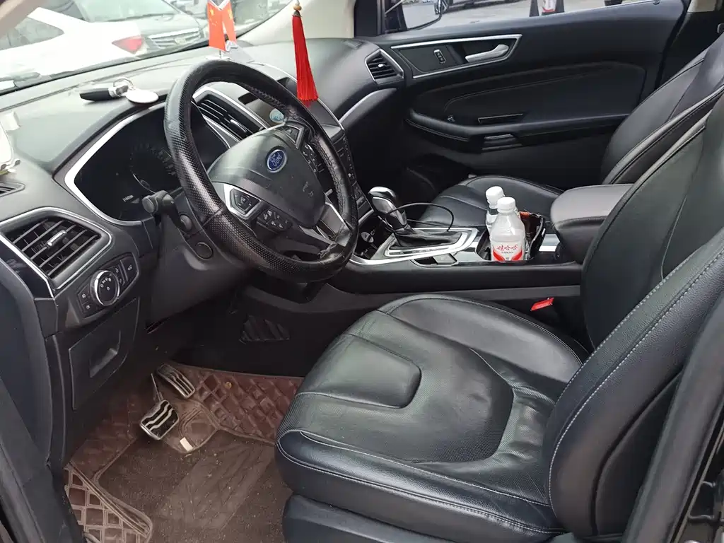 Edge EcoBoost 245 4 WD Supreme Sharp 7-seat