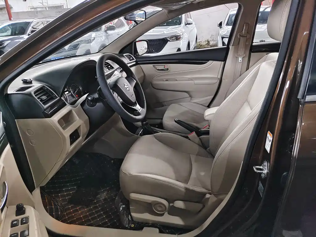 Alivio 1.6 L Auto Pleasure