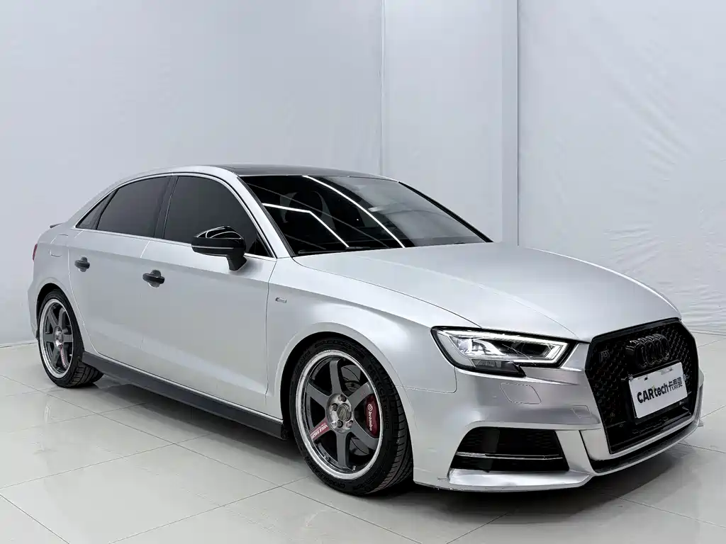 Audi A3 30 Anniversary Limousine 40 TFSI Sport