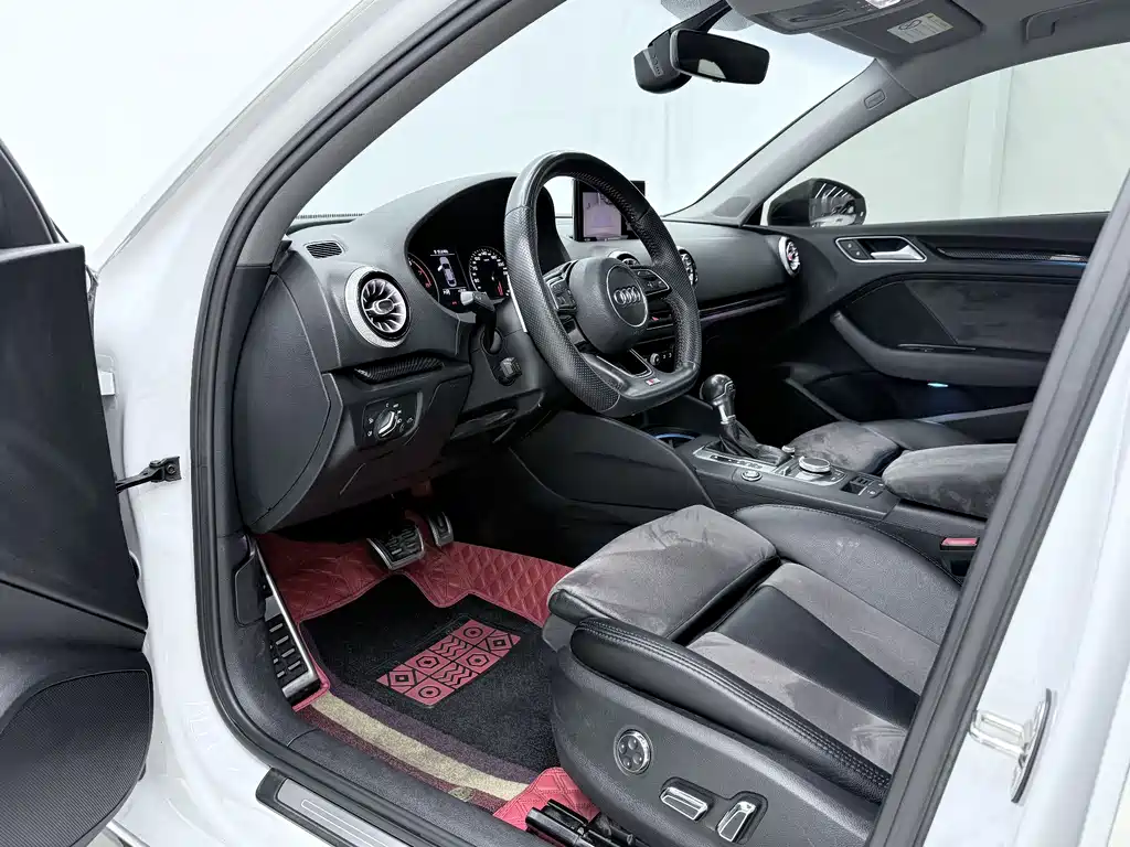 Audi A3 30 Anniversary Limousine 40 TFSI Sport