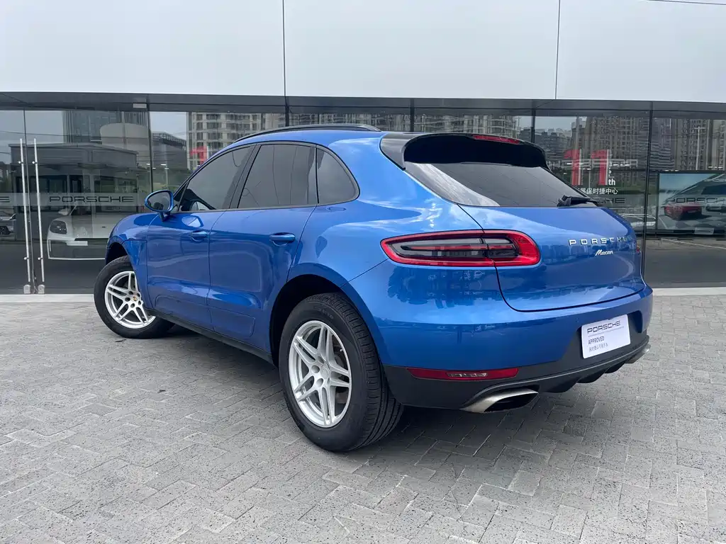Macan Macan 2.0 T