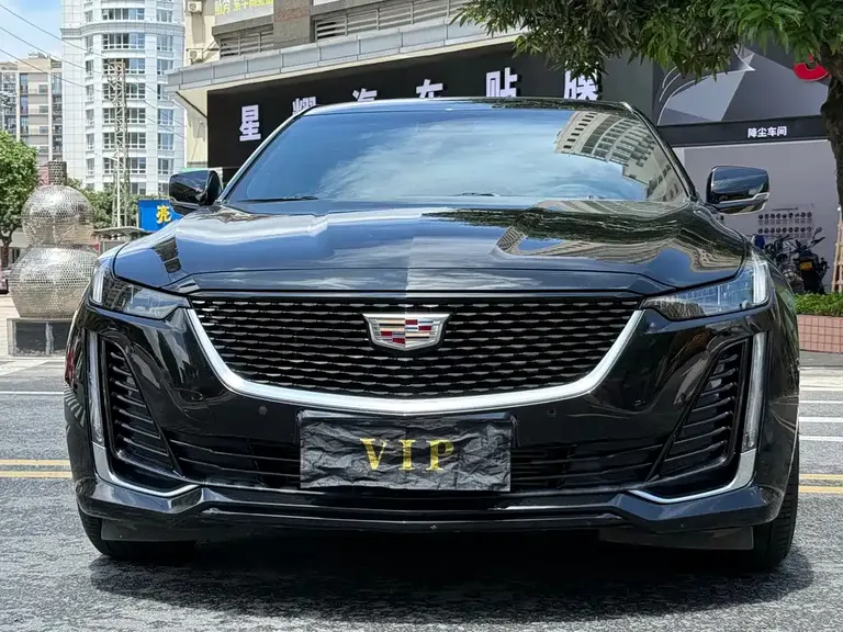 Cadillac CT5 28 T Luxury (Standard)
