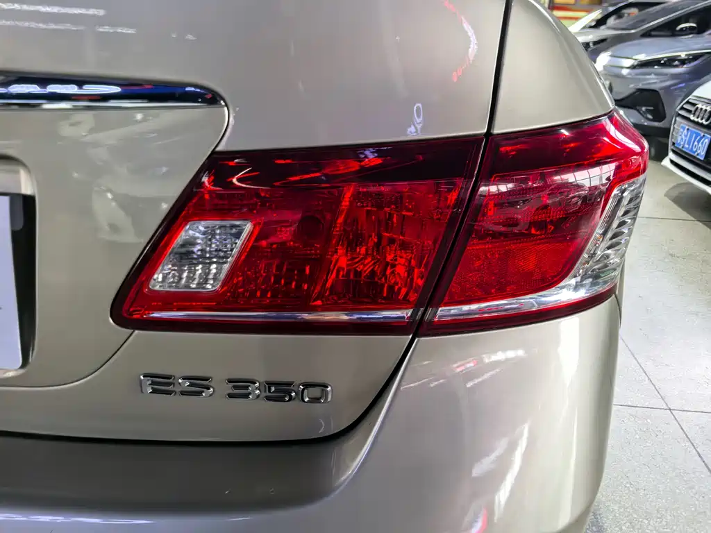 Lexus ES 350 Elegant