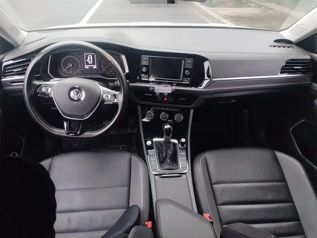 Sagitar 200 TSI DSG Comfort CN-VI