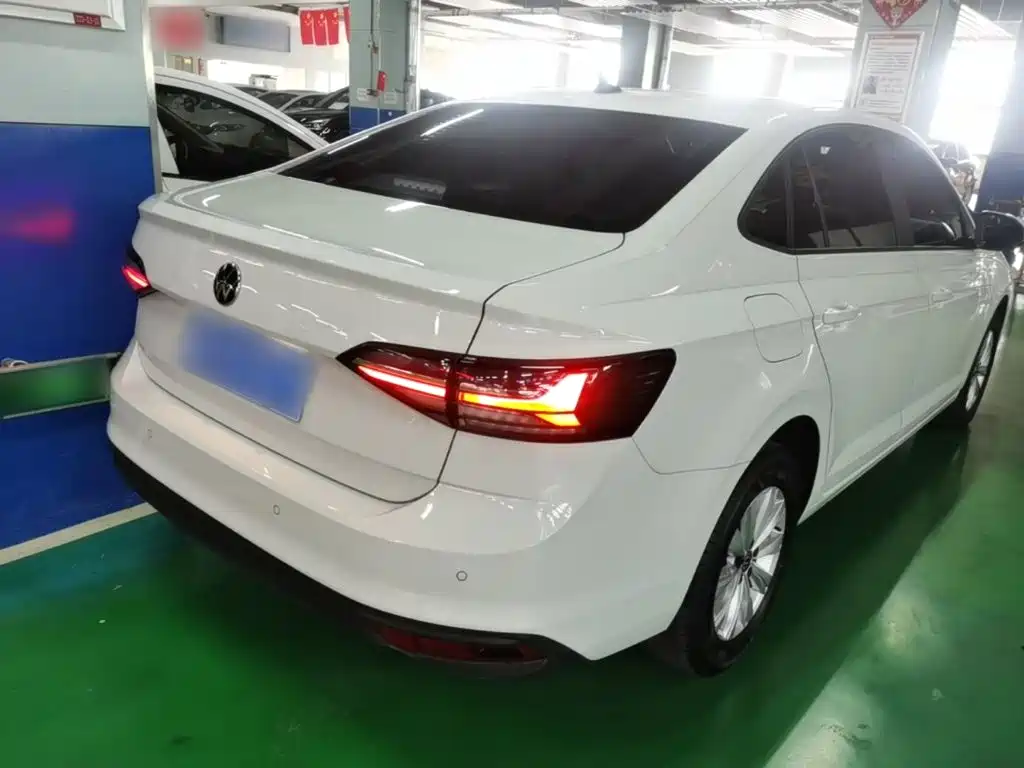 Lavida New Sharp 1.5 L Auto Outstanding New Comfort