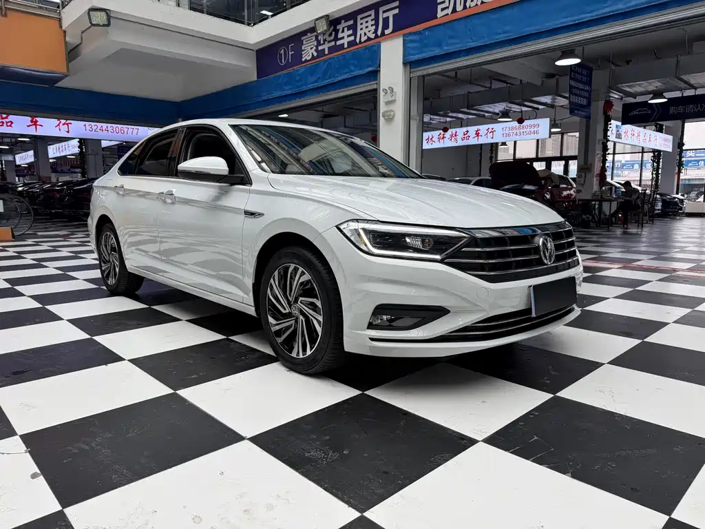 Sagitar 280 TSI DSG Transcend