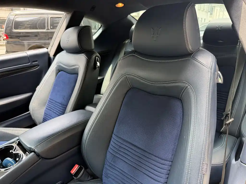 GranTurismo 4.7 L Sport Automatic