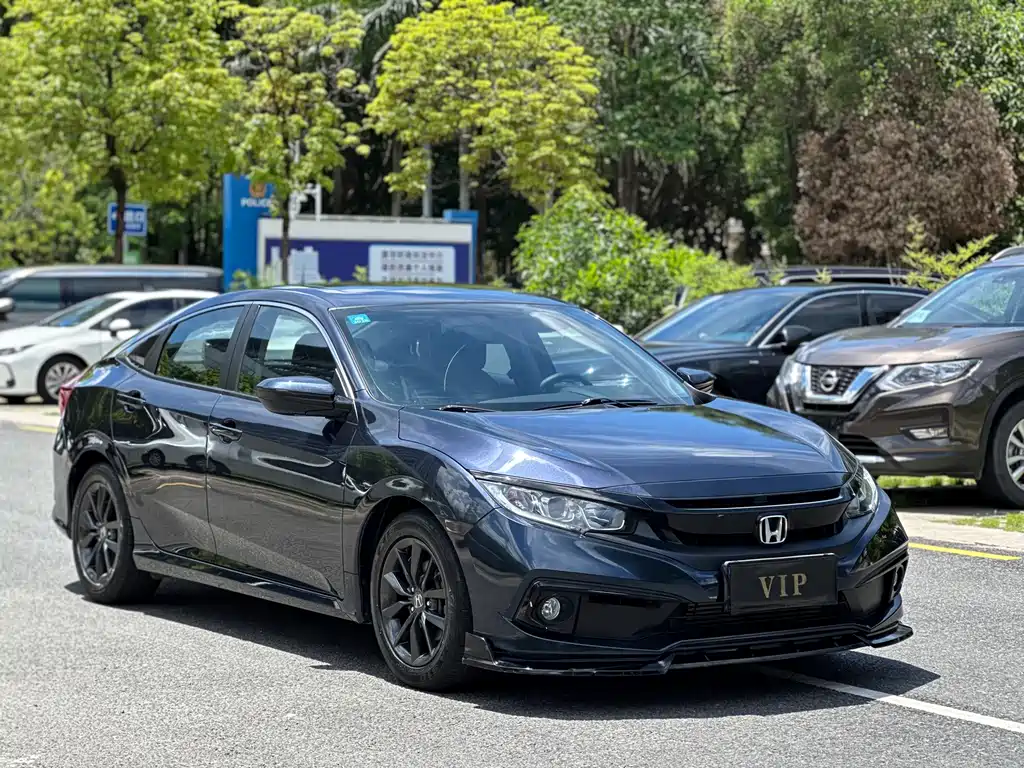 Civic 220 TURBO CVT Power Motion CN-V