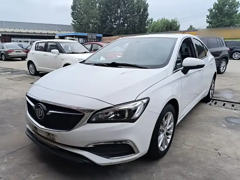 Buick Verano Sedan 20 T DCT Leading