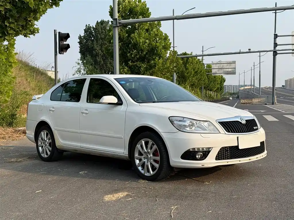 Octavia 明锐 2010款 2.0 TSI RS