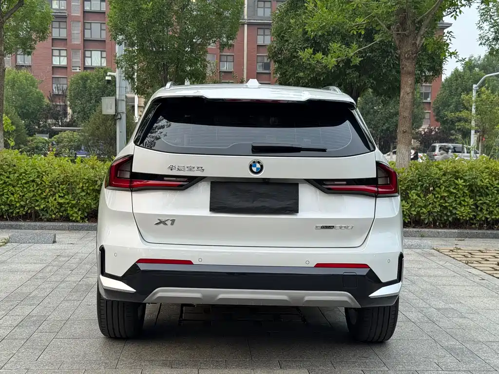 BMW X1 sDrive20 Li X Design Package