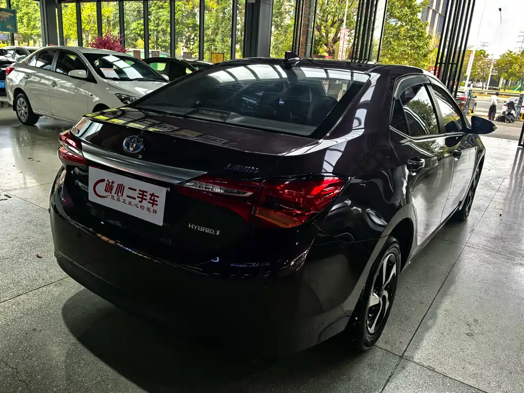 Levin Facelift Dual Engine 1.8 H GS E-CVT Elite Sunroof CN-V