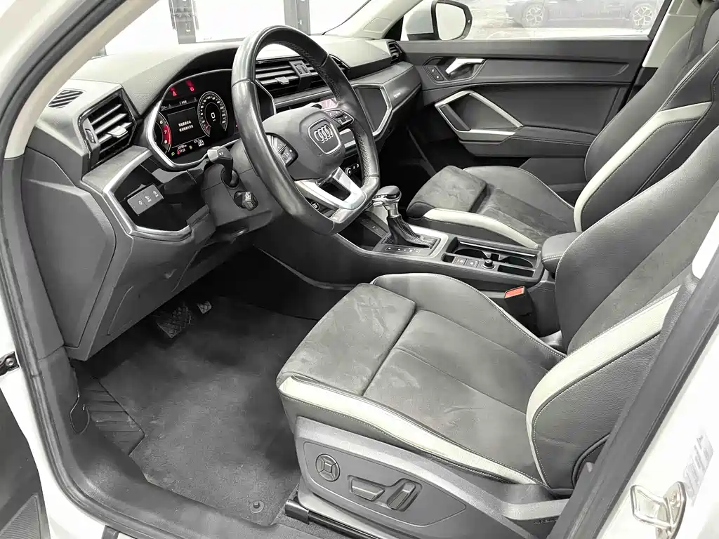 Audi Q3 35 TFSI Fashion Dynamic