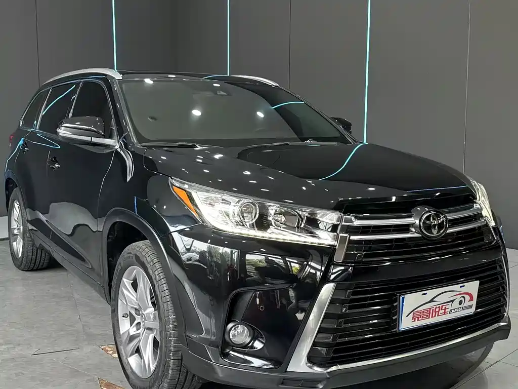 Highlander 2.0 T 4 WD Distinguished 7-seat