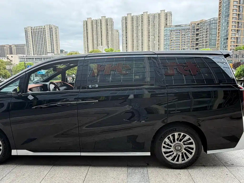 GAC Trumpchi M8 传祺M8 2026款 HEV至尊版