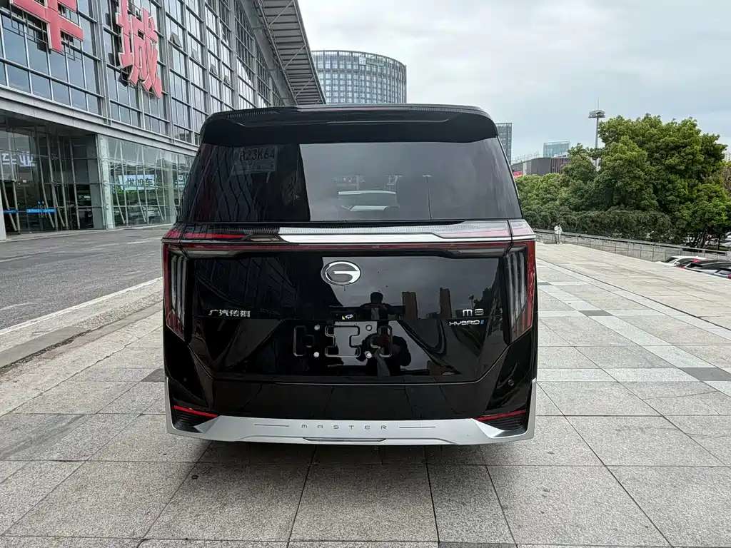 GAC Trumpchi M8 传祺M8 2026款 HEV至尊版