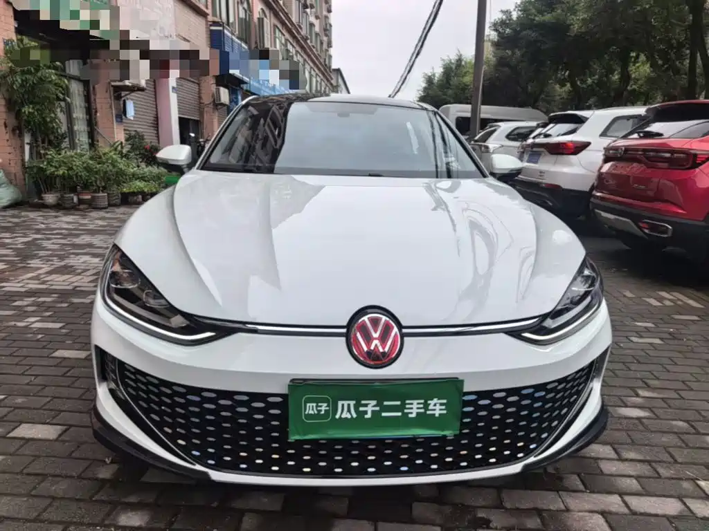 Lamando Lamando L 200 TSI DSG
