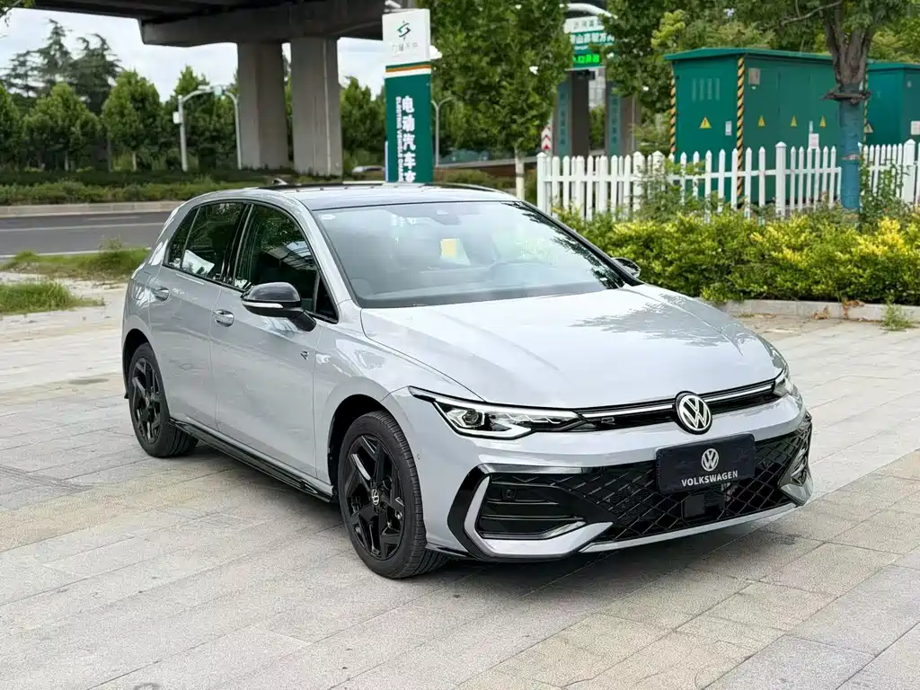 Golf 高尔夫 2026款 300 TSI R-Line