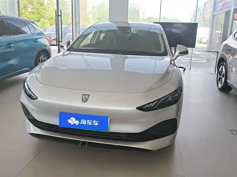 Roewe D7 DMH 125 km World Champion