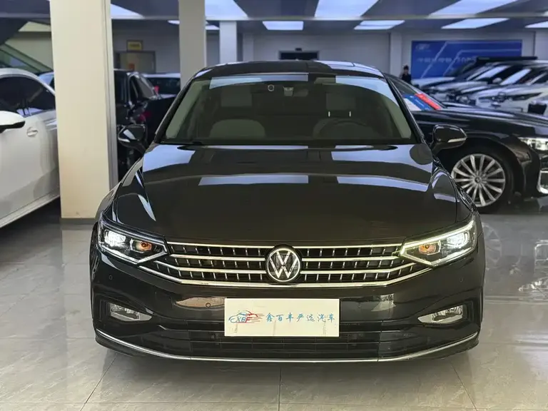 Volkswagen Magotan 200 10 K Commemorative 330 TSI DSG Leading