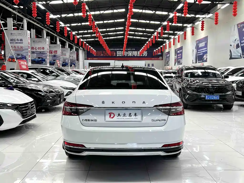 Superb Facelift TSI280 DSG Premium