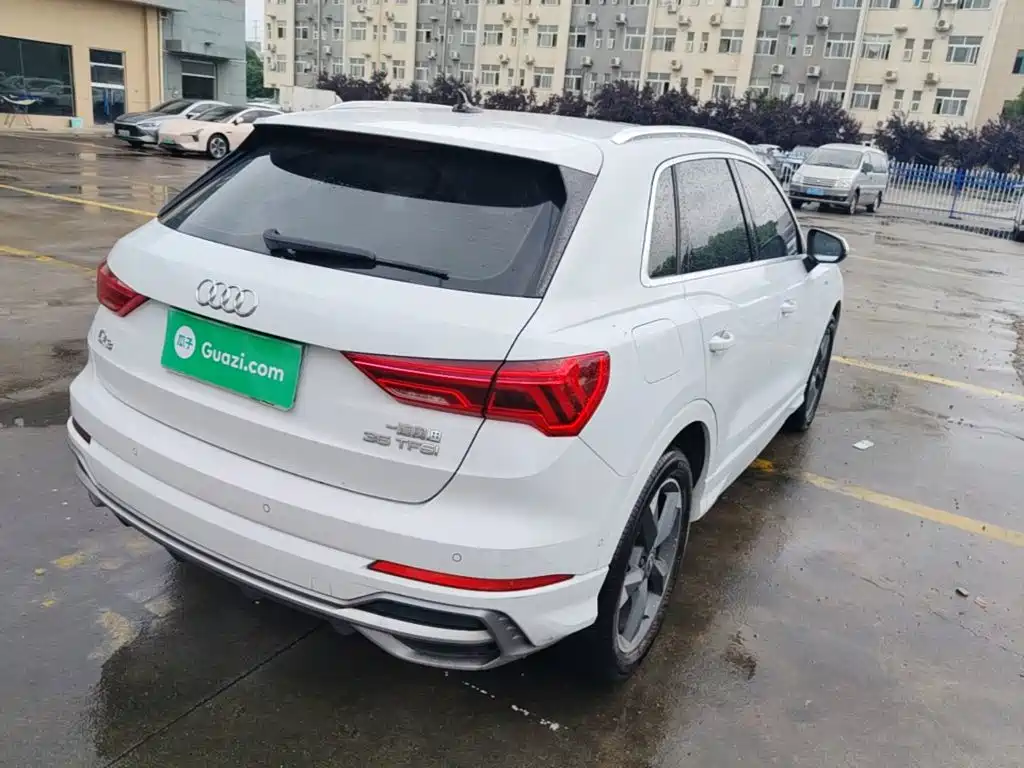 Audi Q3 35 TFSI Fashion Dynamic