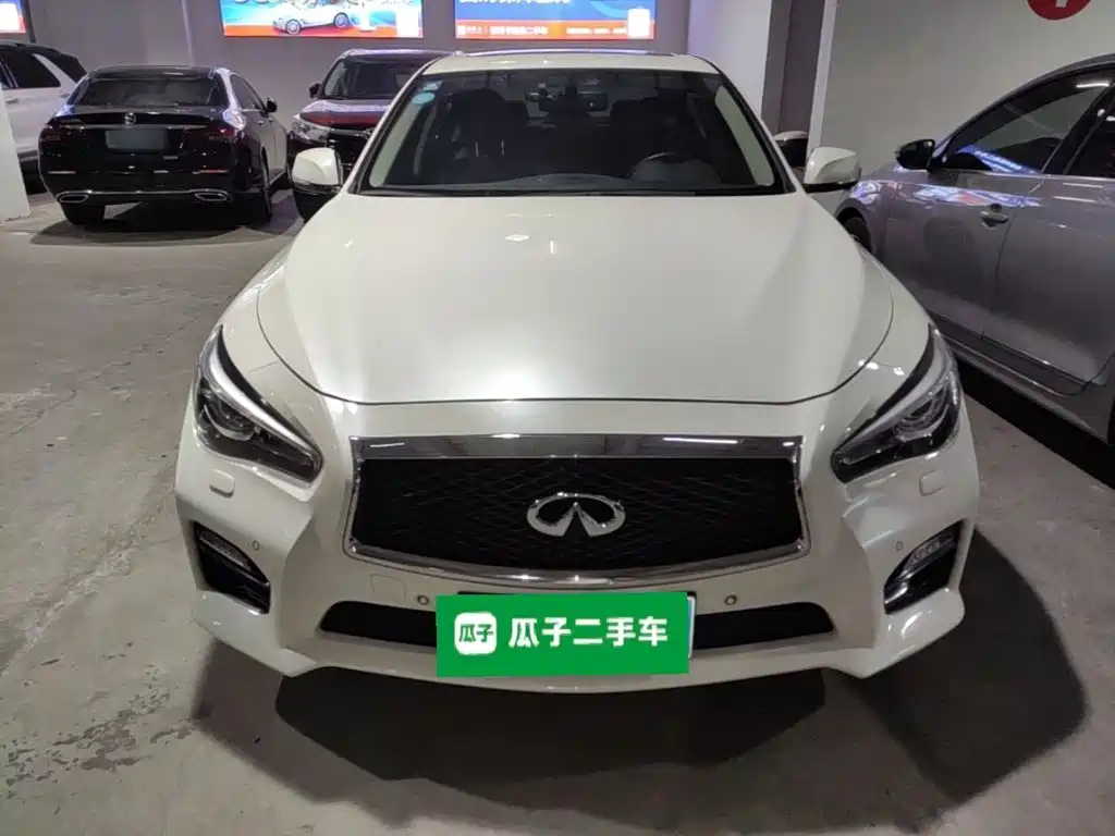 Infiniti Q50 L 2.0 T Sport
