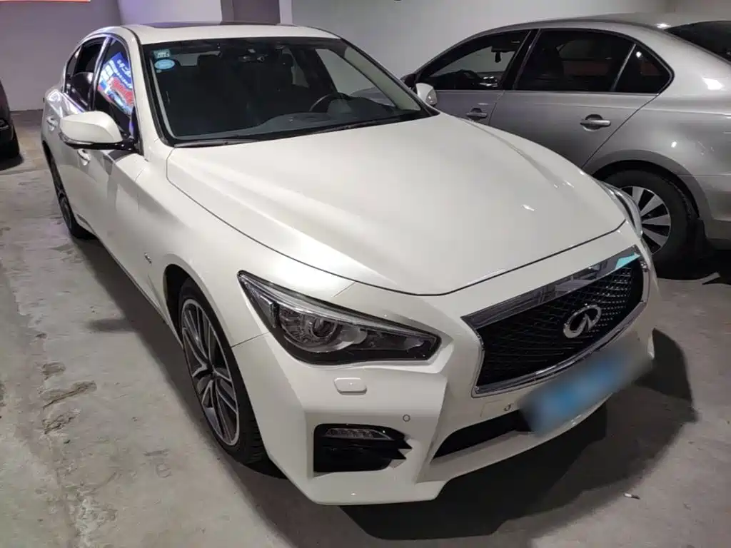 Infiniti Q50 L 2.0 T Sport