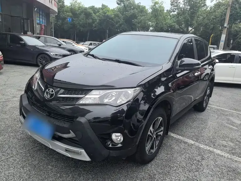 Toyota RAV4 2.0 L CVT 4 WD New Sharp