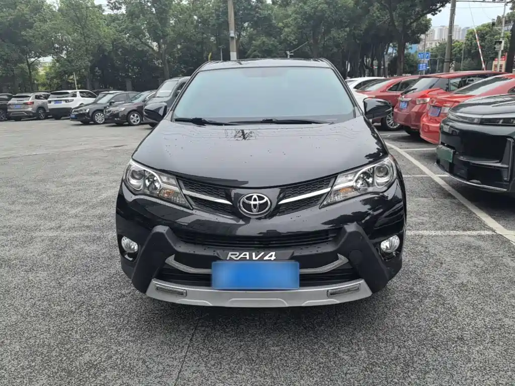 RAV4 2.0 L CVT 4 WD New Sharp