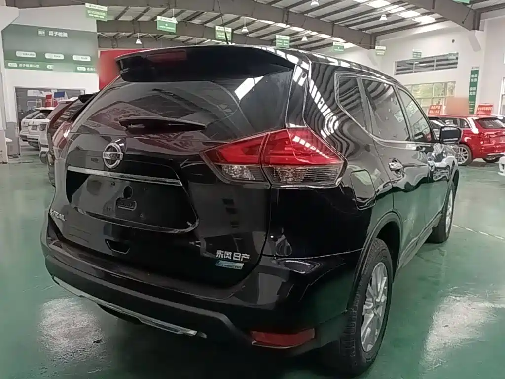 X-Trail 2.0 L CVT Comfort 2 WD