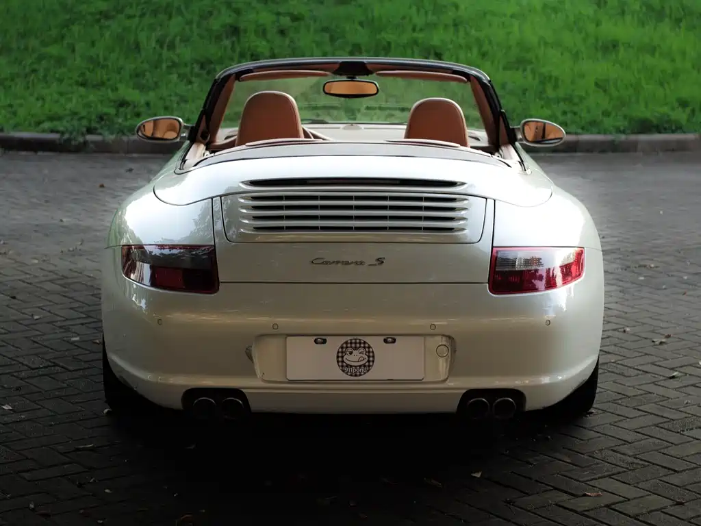 Porsche 911 Carrera S 3.8 L