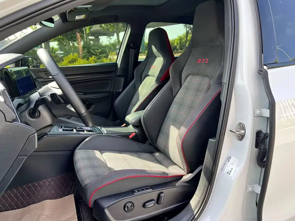 Golf GTI 380 TSI DSG GTI