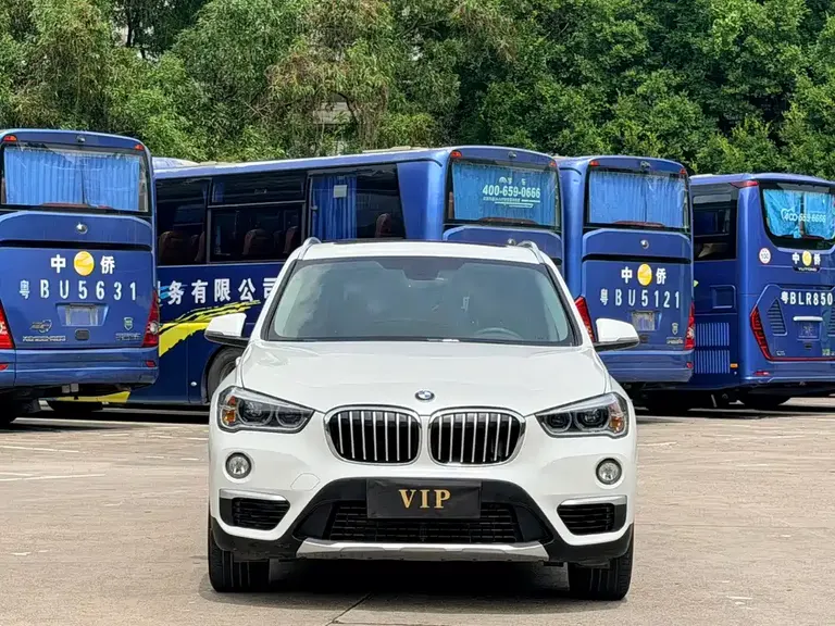 BMW X1 xDrive20 Li Luxury