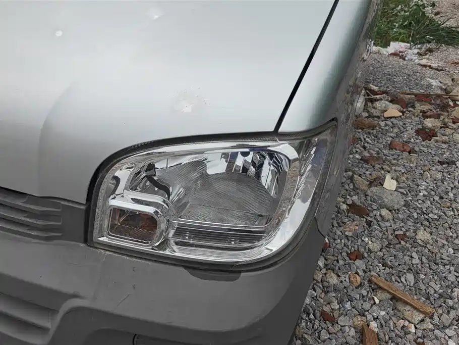 Wuling Zhiguang 1.2 L Utility LSI