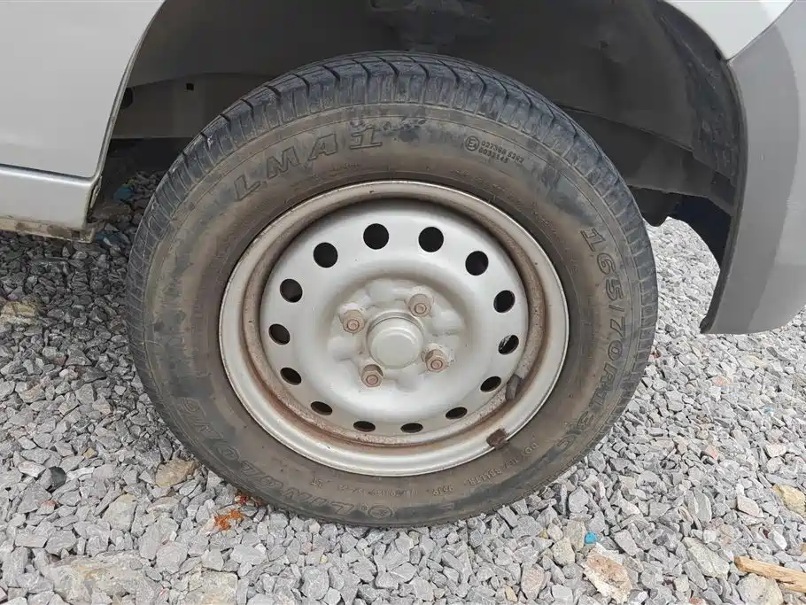 Wuling Zhiguang 1.2 L Utility LSI