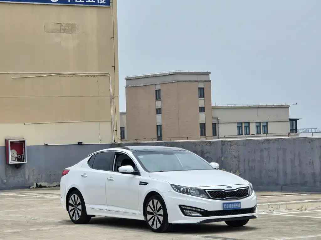 Kia K5 起亚K5 2011款 2.0 L 自动Premium